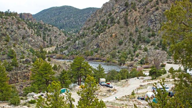 camping Arkansas River