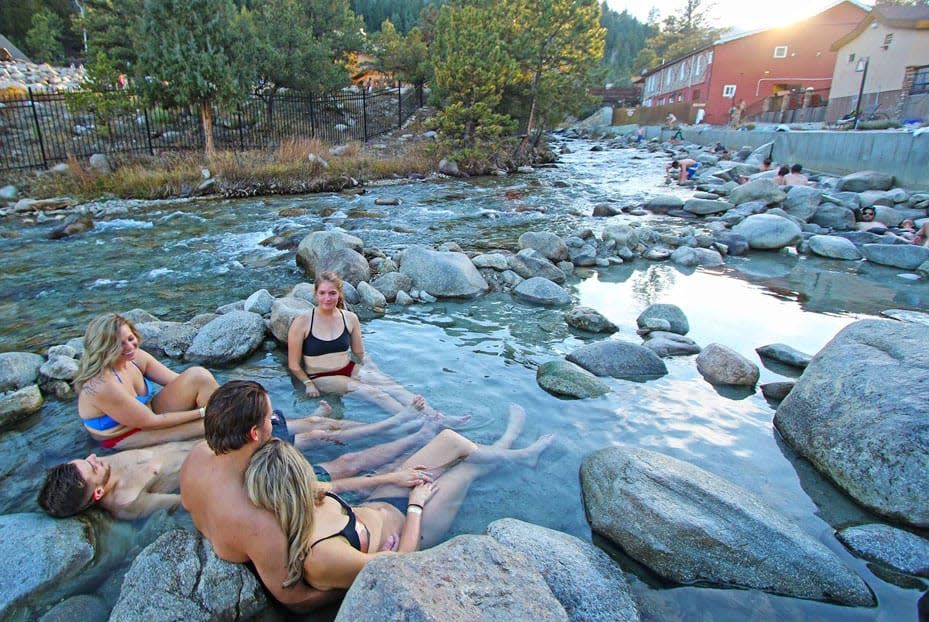 creekside_hot_springs